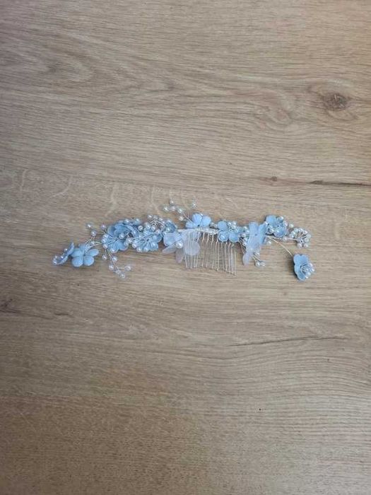 Opaska do włosów, np. na komunię