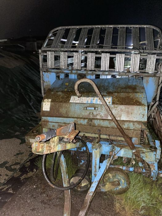 reboque autocarregante