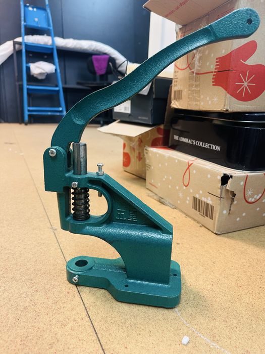 Терміново продам!!! Промислові швейні машини.