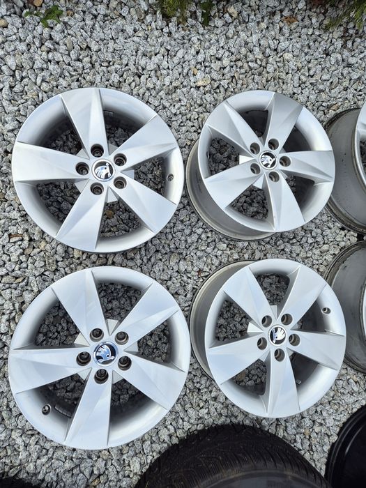 Fwlfi aluminiowe Skoda Fabia Scala Kamiq Polo ibiza 15 5x100 orginal