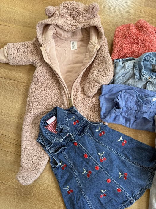 Zestaw ubrań dla dziewczynki rozmiar 74