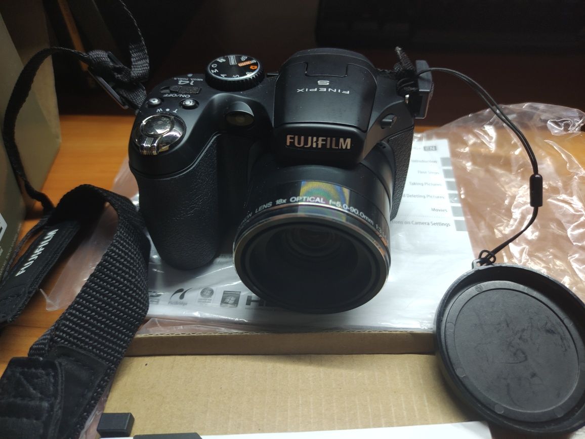 Цыфрова фотокамера Fujifilm finepix s2980