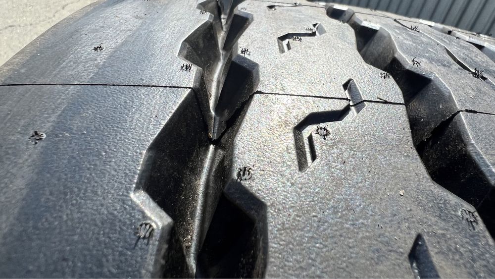 385 65 22,5 нова німецька наварка фірми Michelin шины резина диски