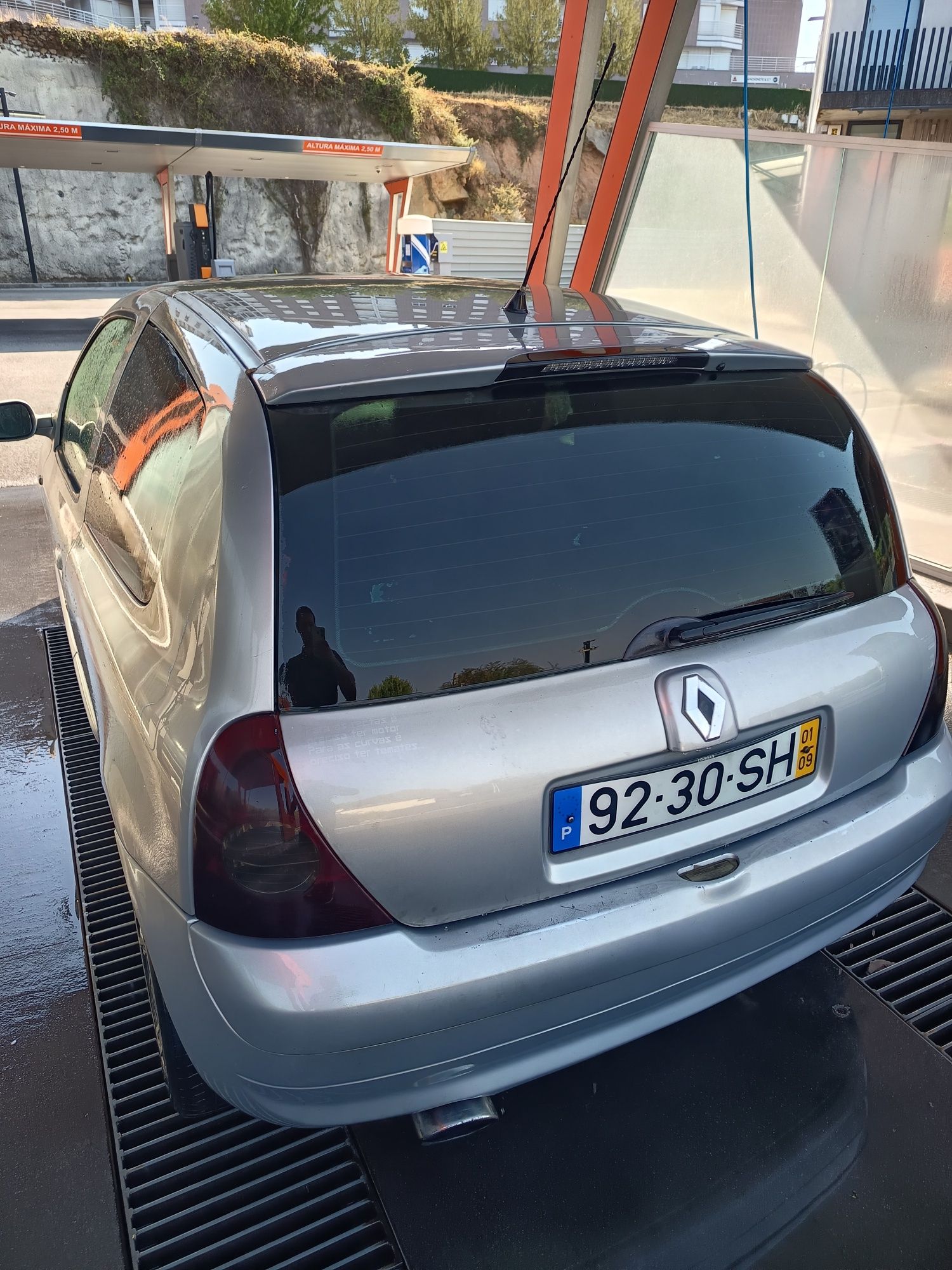 Clio 1.5 comercial
