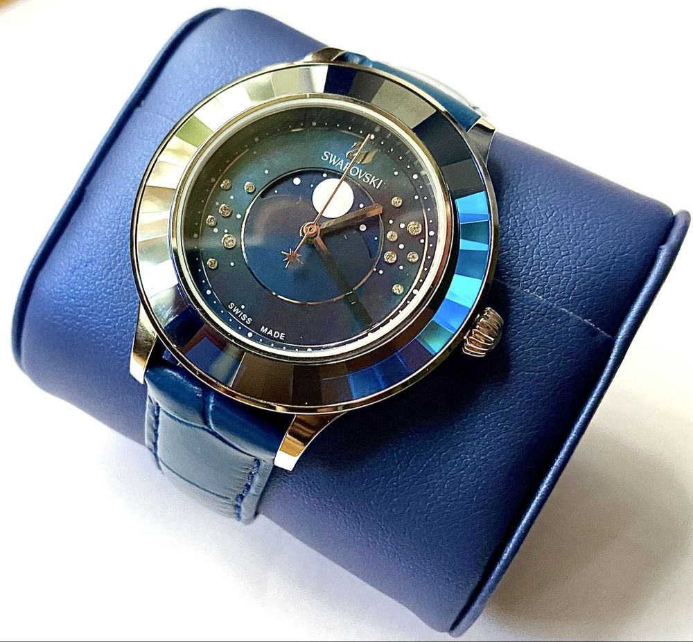 Zegarek Swarovski Octea Moon
