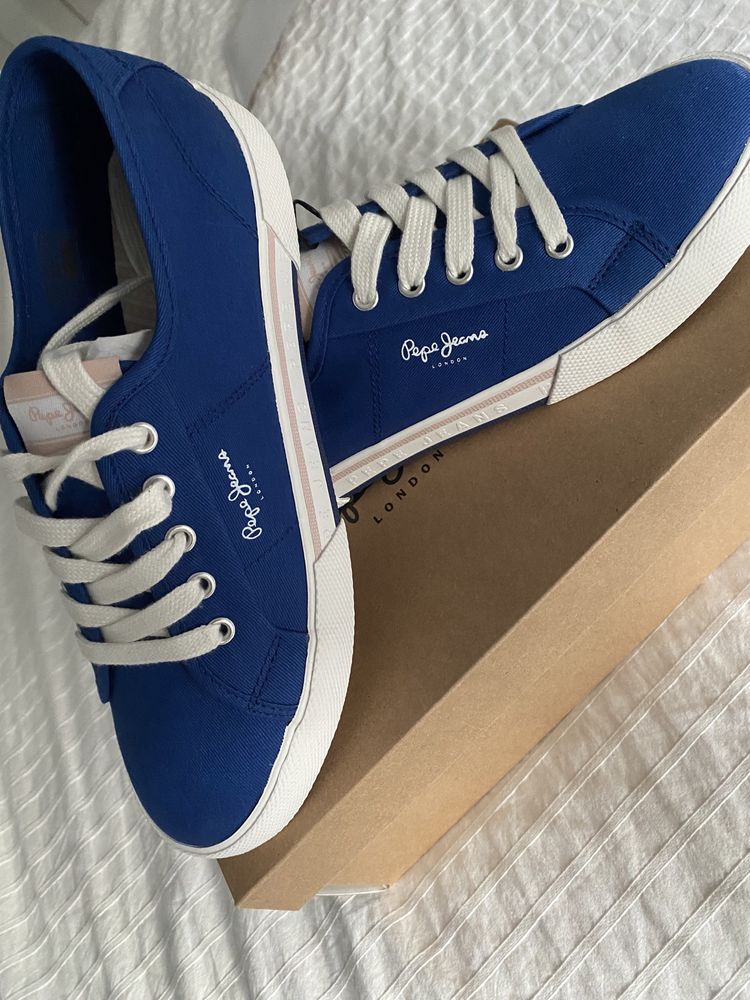 Sapatilhas azul marinho da Pepe Jeans