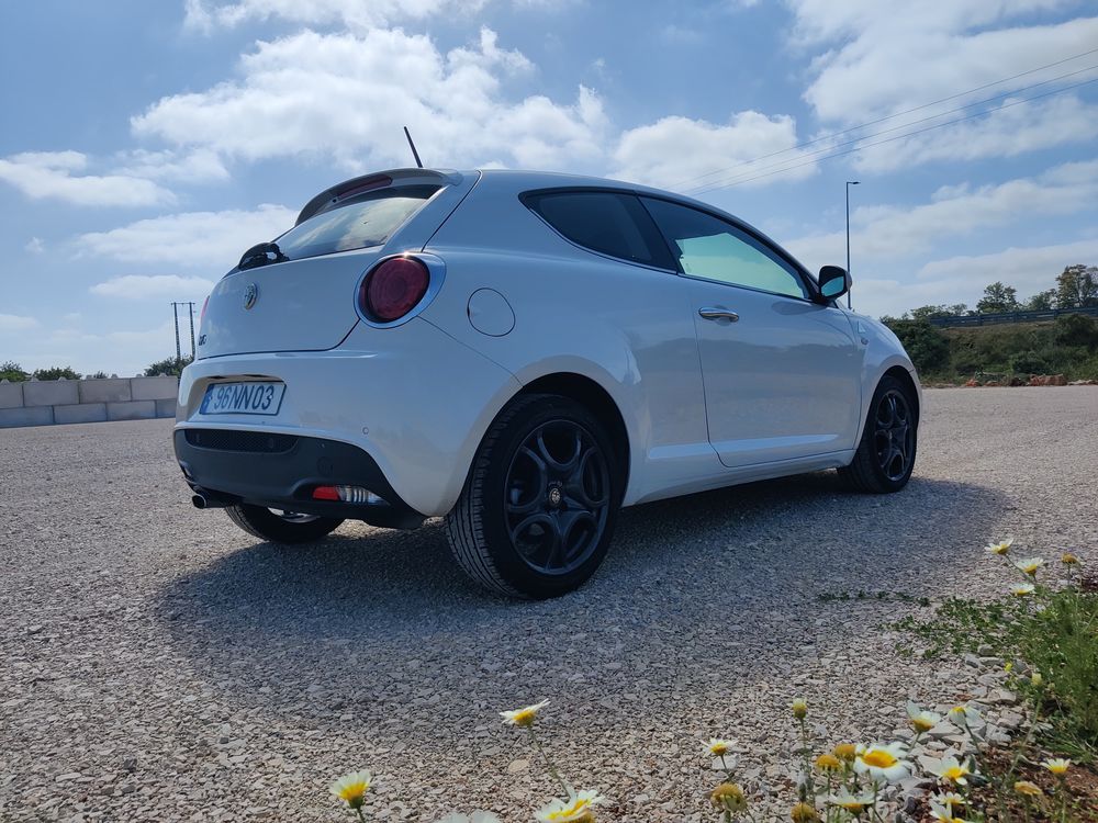 Alfa Romeu Mito quadrifoglio