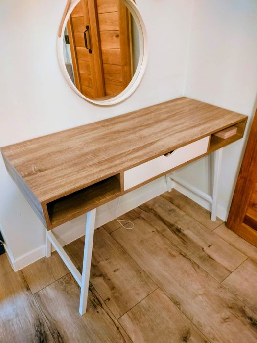 Biurko/toaletka ABBETVED JYSK