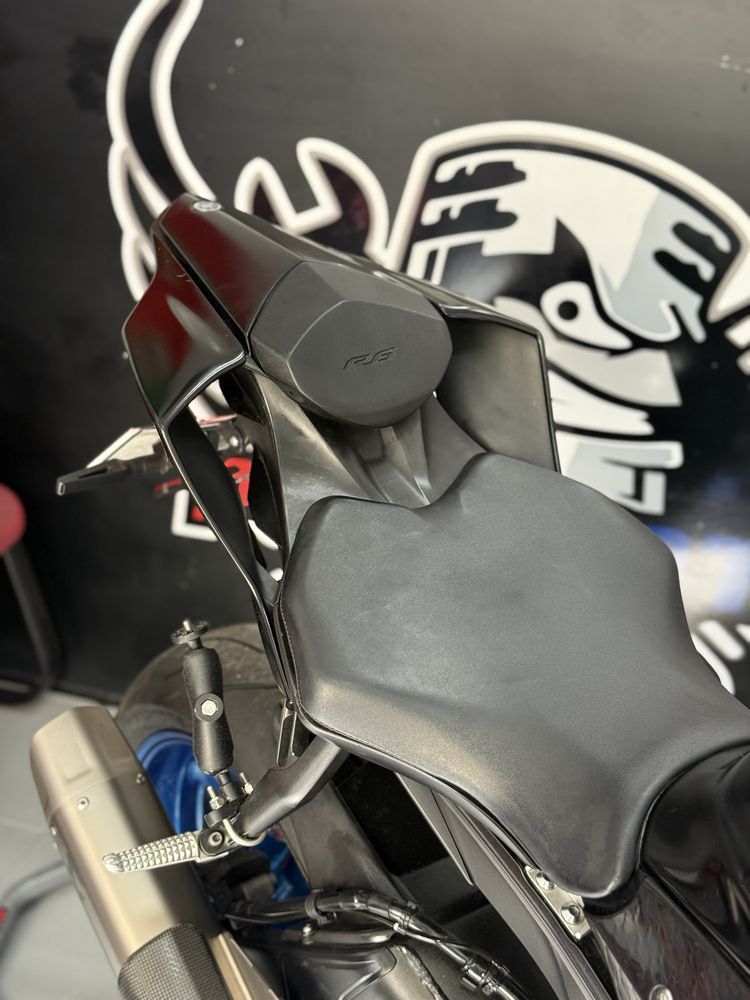 Yamaha R6 2017 como nova