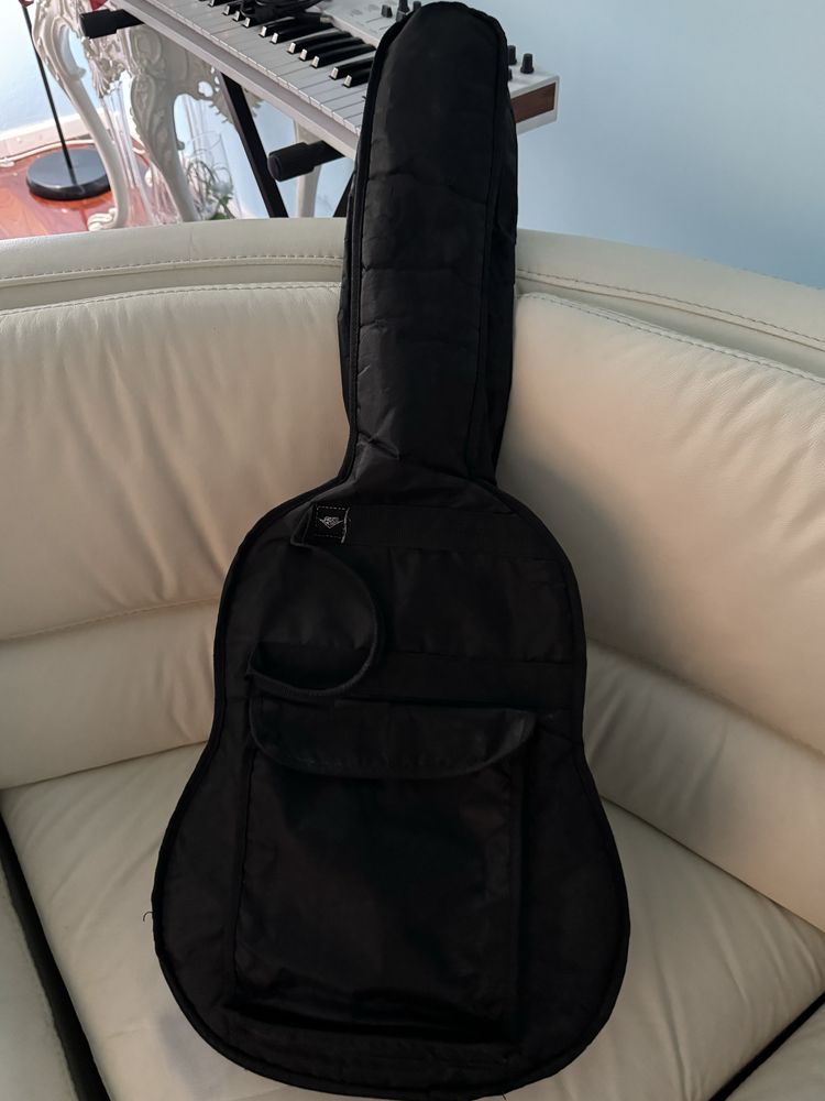 Guitarra acustica