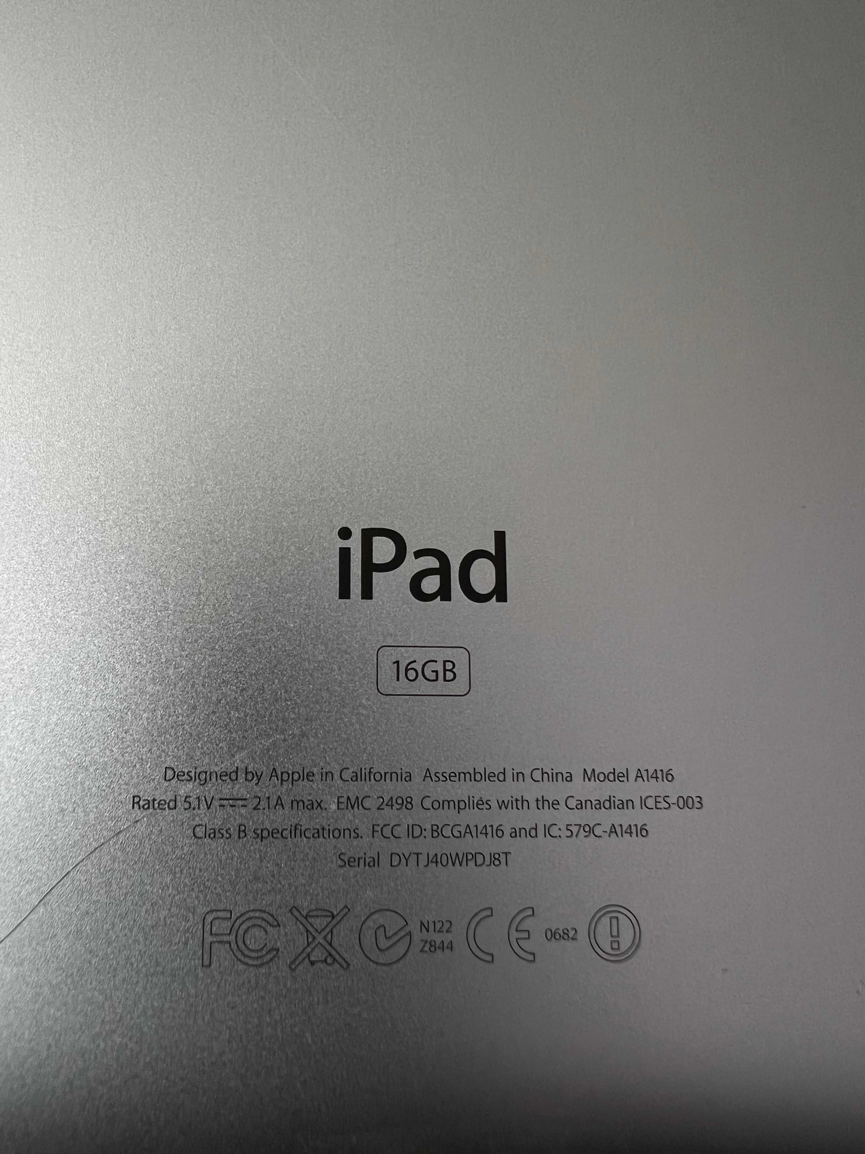 Tablet Apple iPad 3 srebrny 16 GB A1416 WiFi – Stan Bdb z Etui