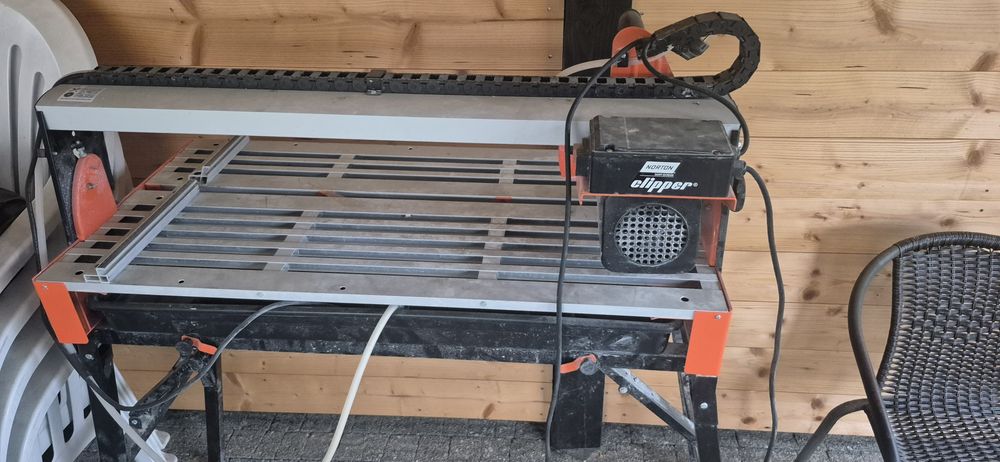 Wodna maszynka do płytek