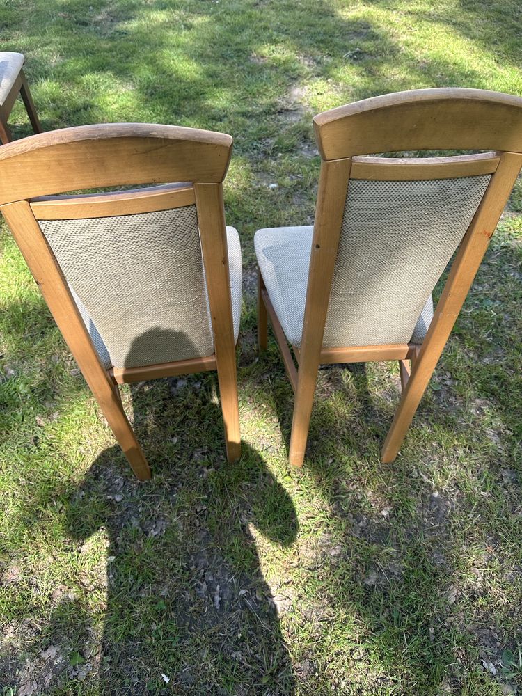 2 szt krzesła drewniane