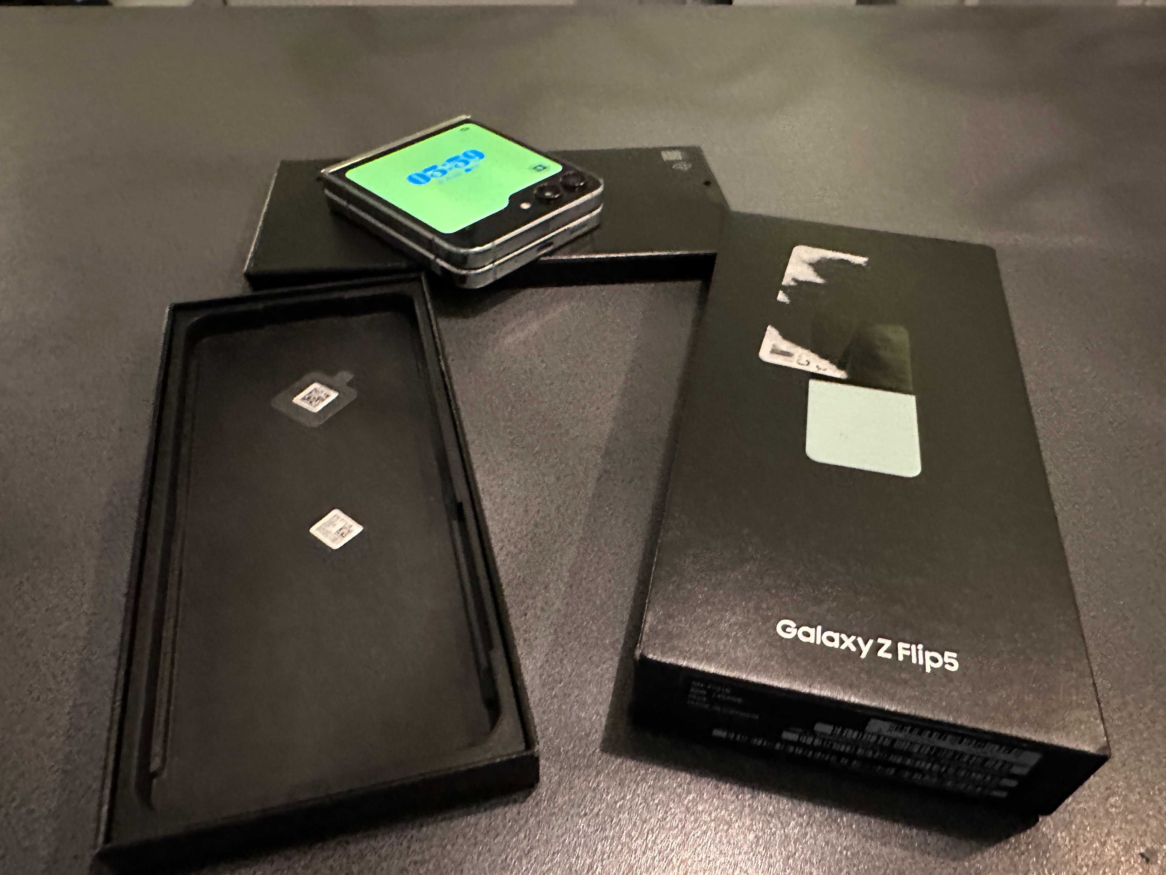Samsung Galaxy Z Flip5 # 8/256 GB # zielony # Stan BDB # BEZ BLOKAD