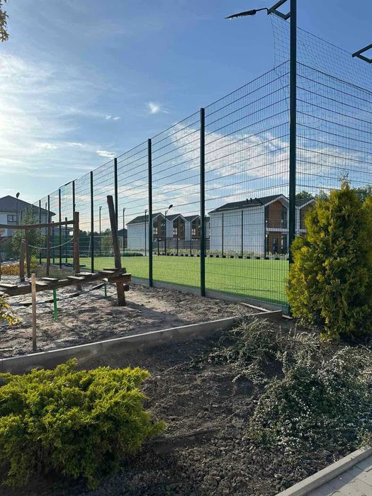 Продаж  таунхаусу PRYDESENNYA ECO VILLAGE с.Рожни на березі Десни;