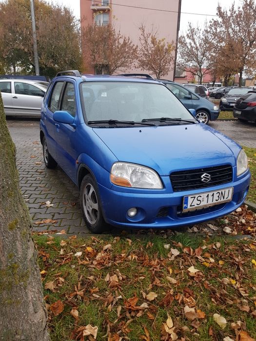 Samochod Suzuki Ignis  rok 2003