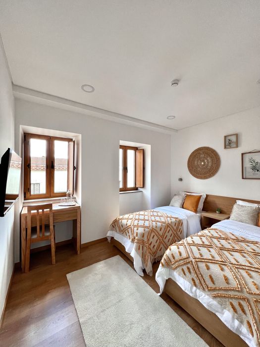 Casa para ferias com 7 quartos, 14-19 pessoas, em região Coimbra