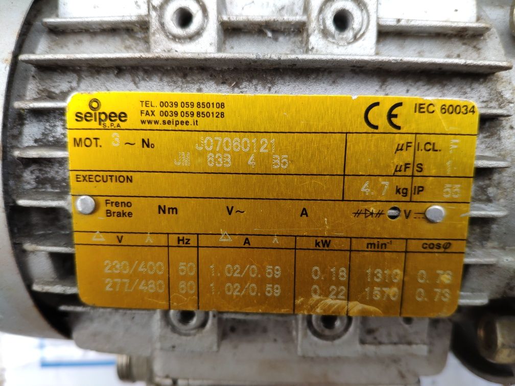 Motoreduktor  0.18kw  130obr reduktor