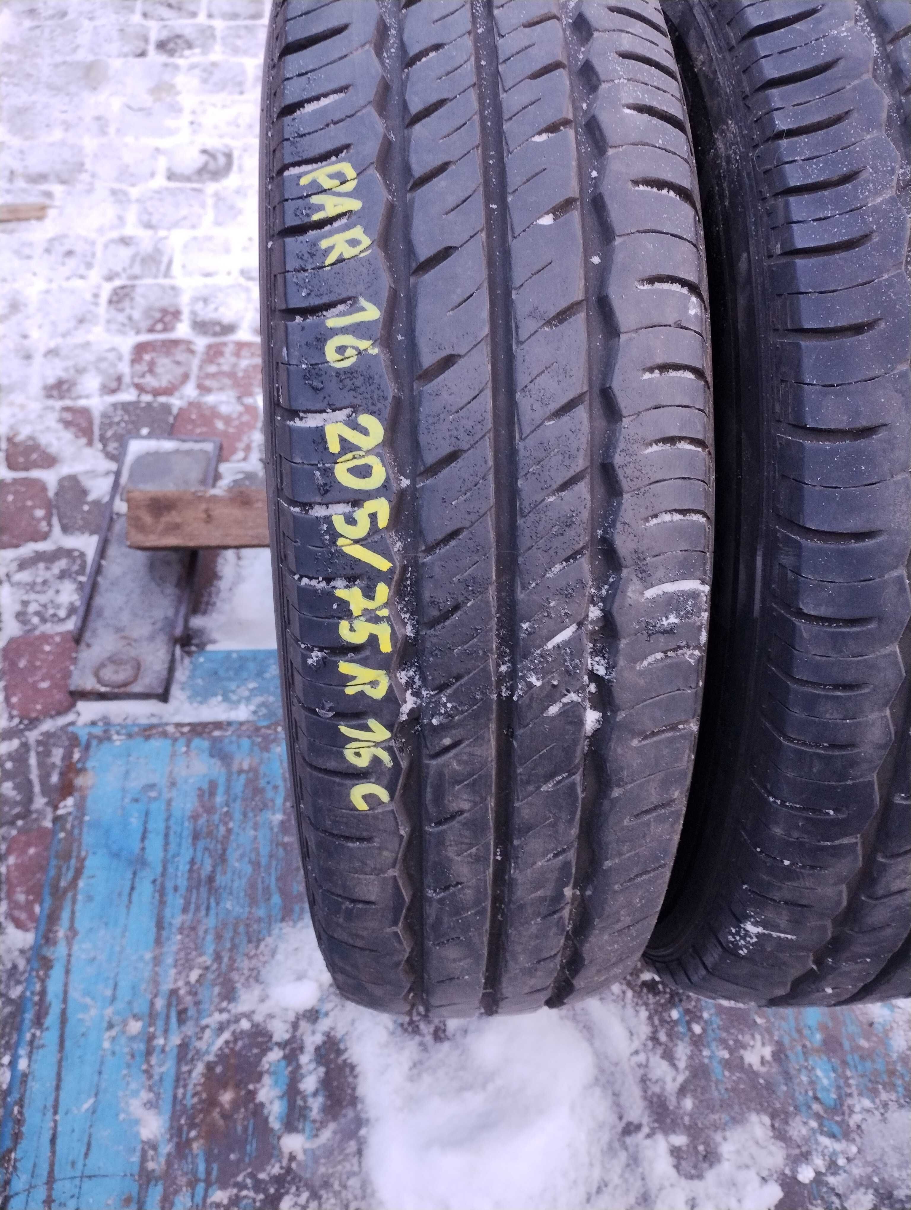 2x Opony letnie Laufenn X Fit Van 205/75/16C PAR16