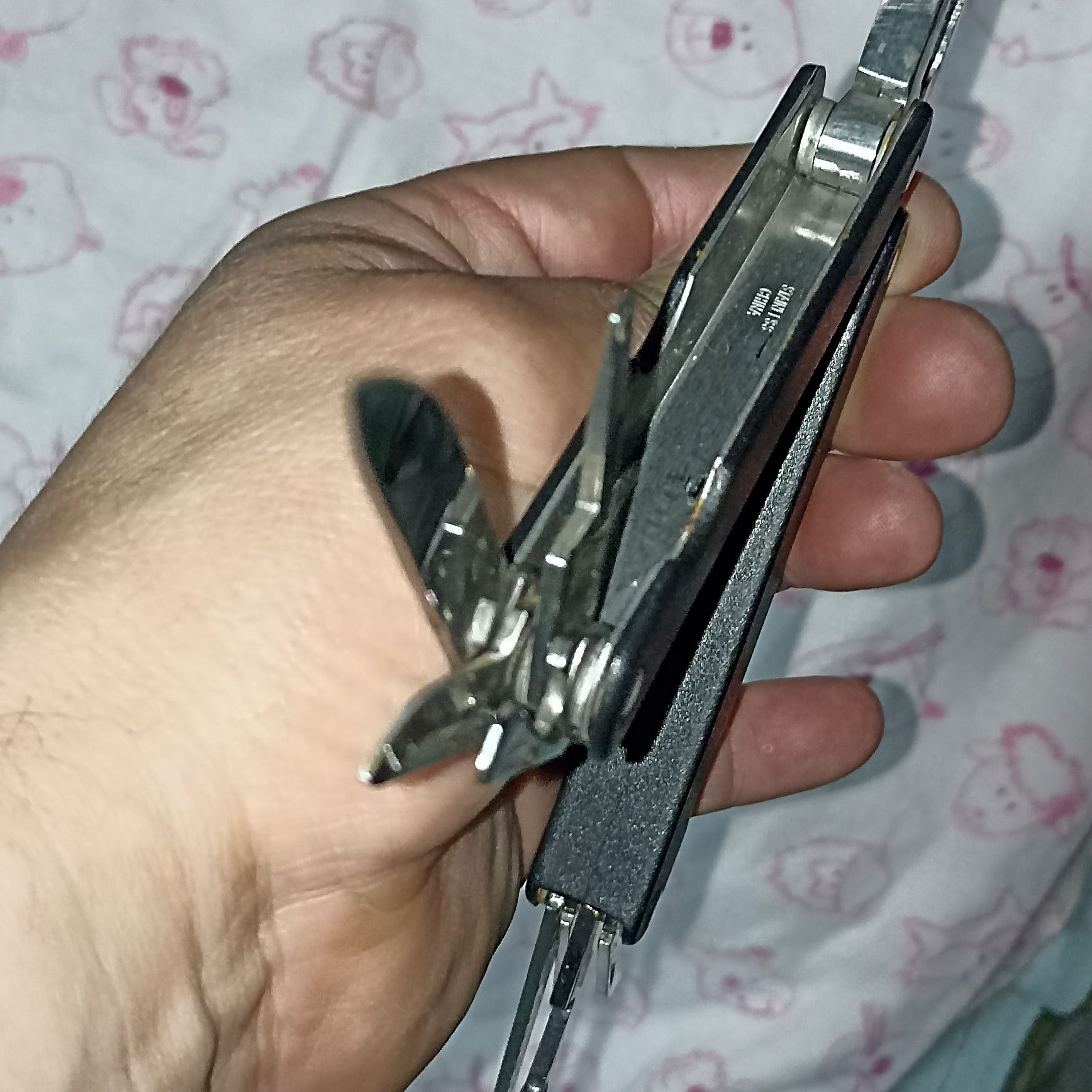 Alicate com vários acessórios da Gillette Mach3 Turbo
