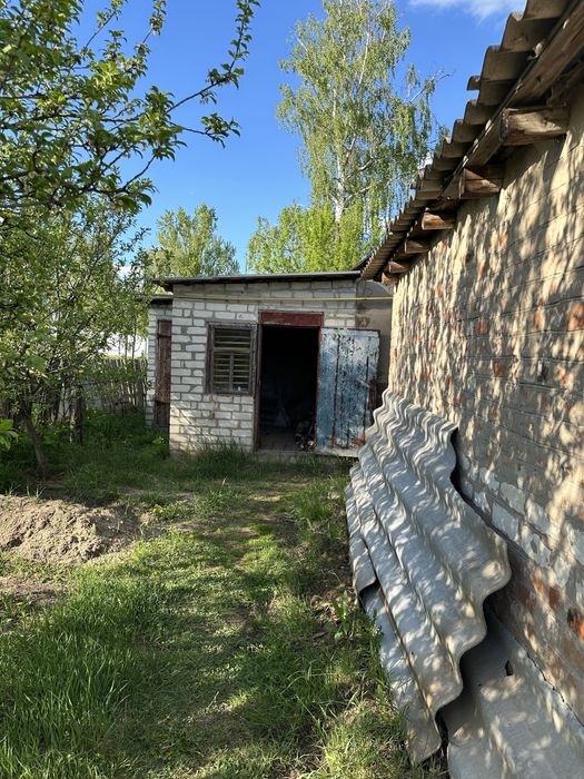 Продам! 1/2 частину  будинку у Подворках