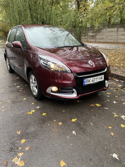 Продаю Рено Сценік2012р 6200$ БЕЗ ТОРГУ