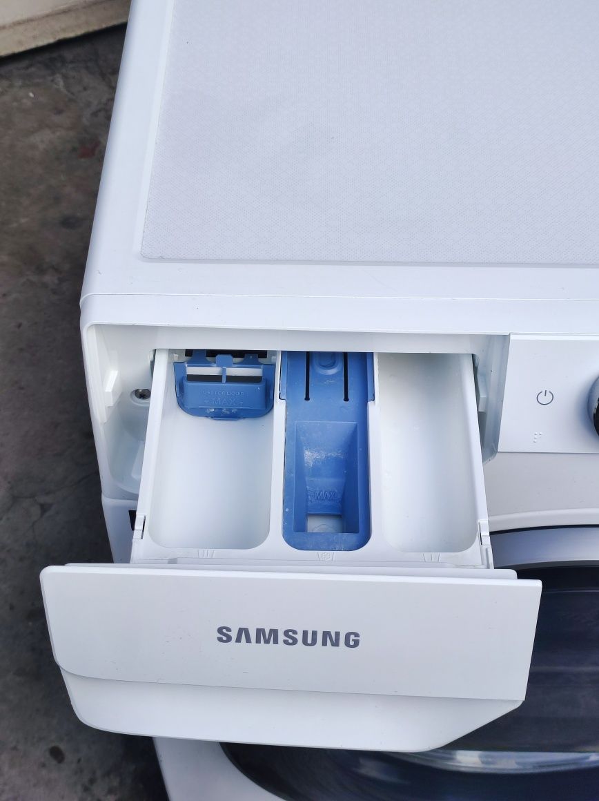 Пральна машина Samsung Add Wash/ 9 kg/ Inverter / Wi-Fi. / 2022 рік