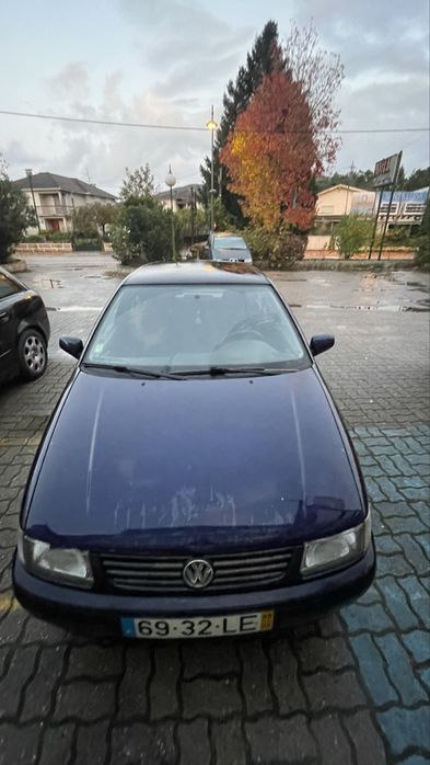 Carro Polo Volkswagen