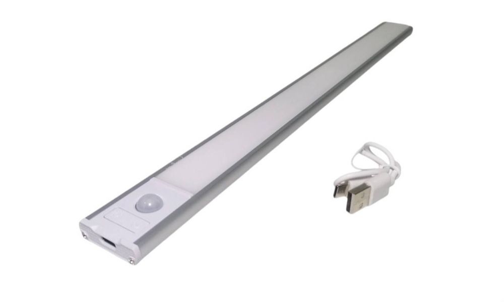 Акумуляторний LED світильник 32см/52см/72см на магнітах з датч.  руху