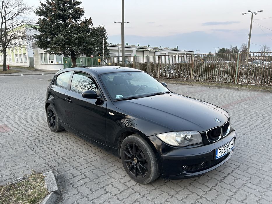 BMW 1 2.0 benzyna lifting 6 biegow zdrowy i zadbany ZAMIANA