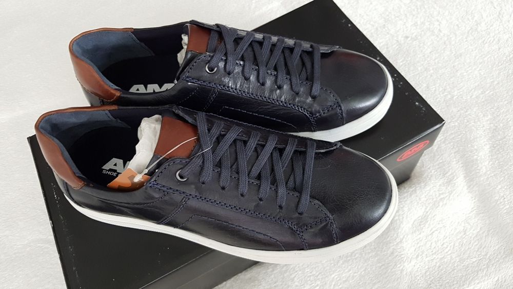 Кожаные кроссовки немецкой фирмы Am Shoe 39,41р,стелька 27см,оригинал.