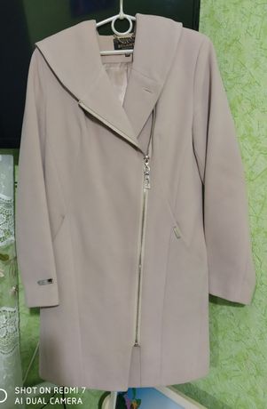 Шикарне пальто розмір 46-48