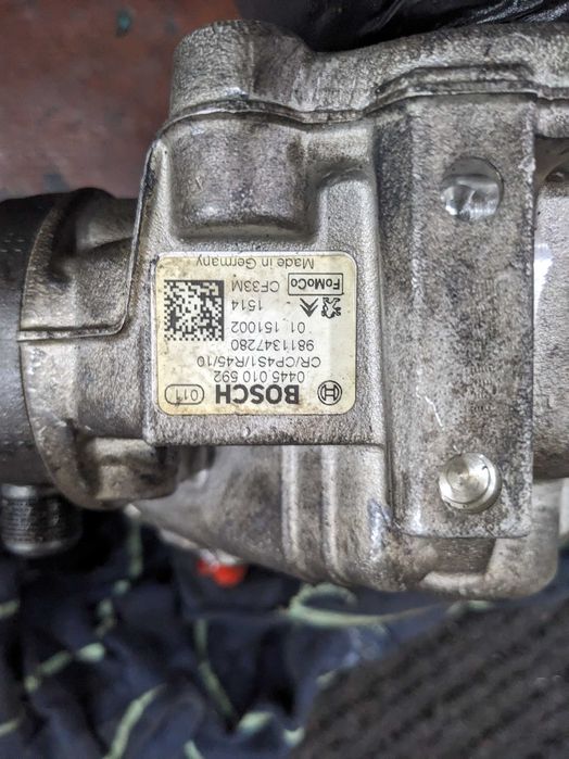 ТНВД Топливный насос FORD FOCUS TRANSIT CONNECT 1.5 TDCI 0445010592