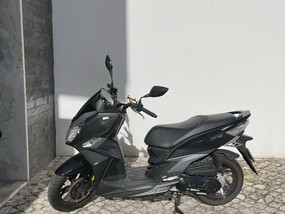 Vendo SYM JET14 50cc perto dos 16.000km