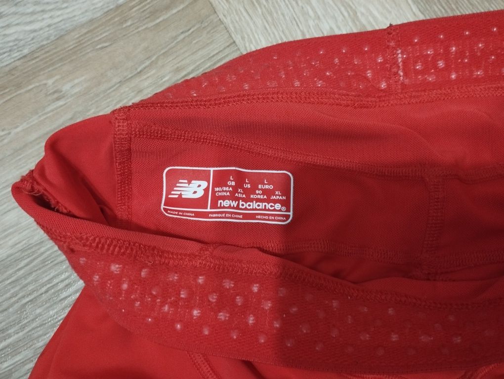 Компрессионные шорты New Balance