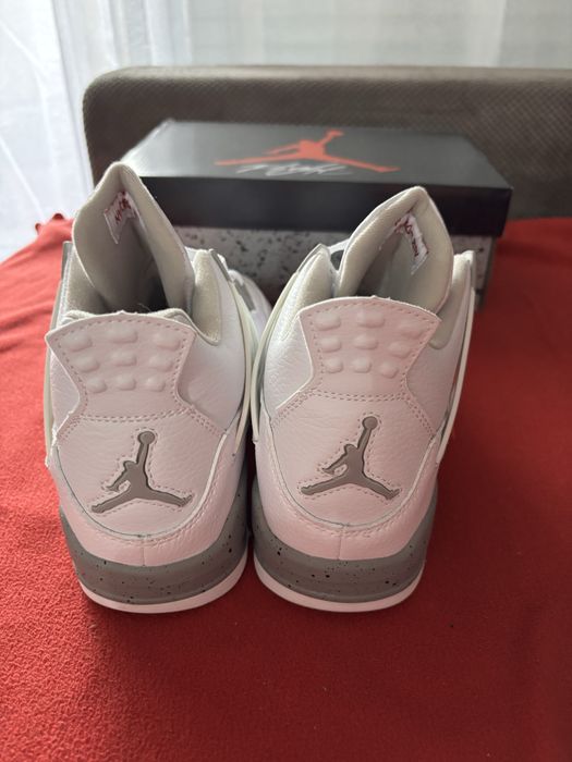 Air jordan retro 4 white oreo
