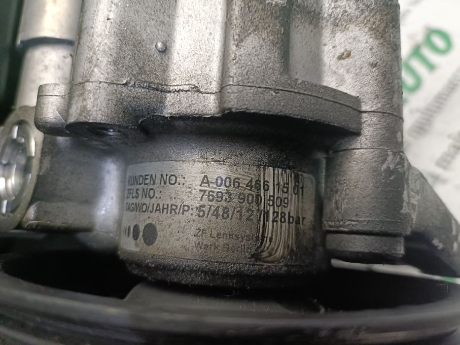 Bomba de direção MERCEDES-BENZ Classe C (W204)