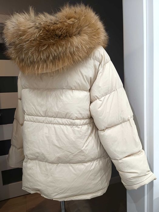 Kurtka. Naturalne futro.
S,M,L,XL