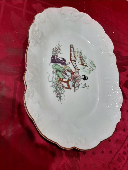 Travessa em porcelana Vista Alegre