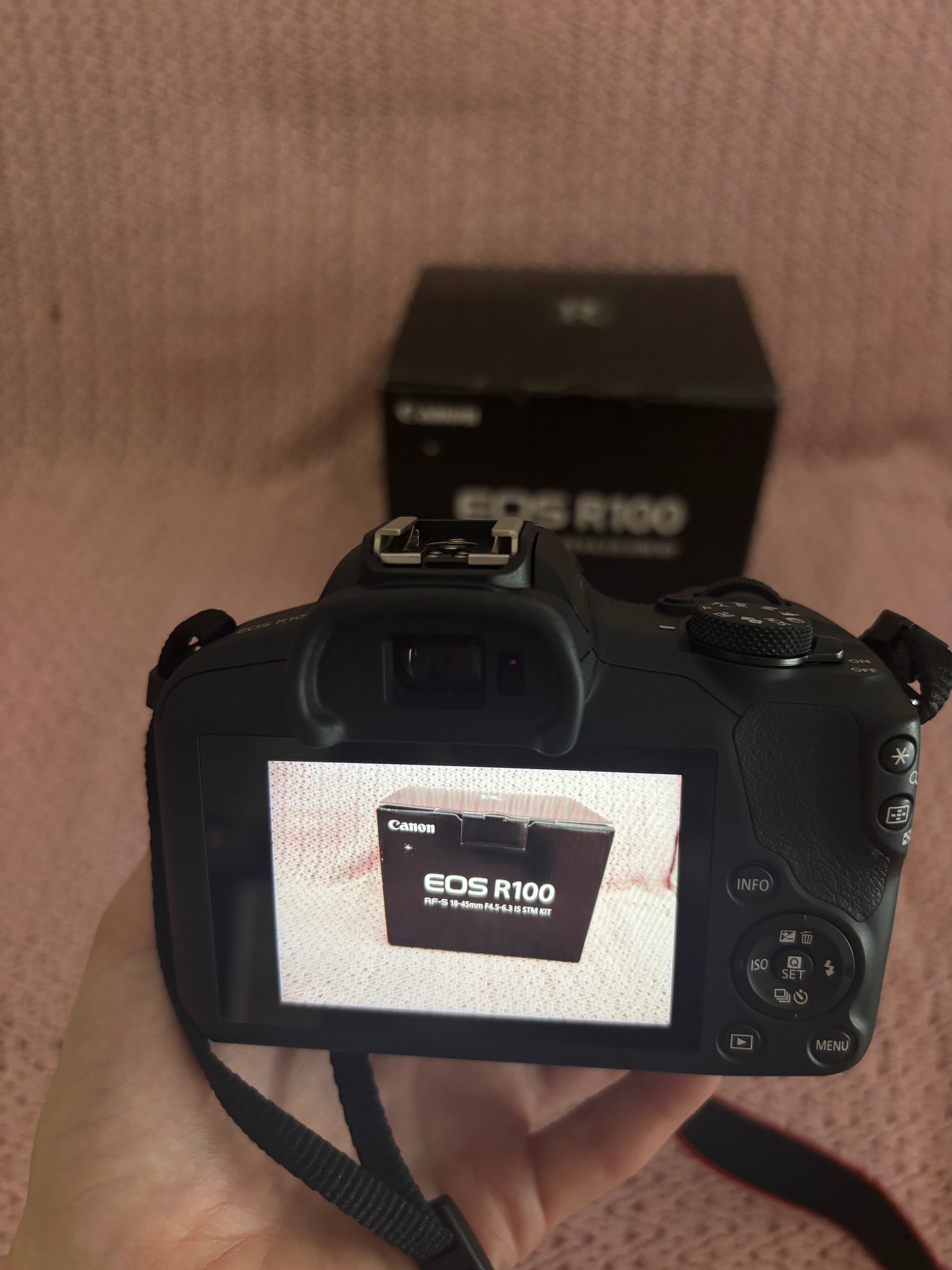 Canon EOS R100 + Lente 18-45mm