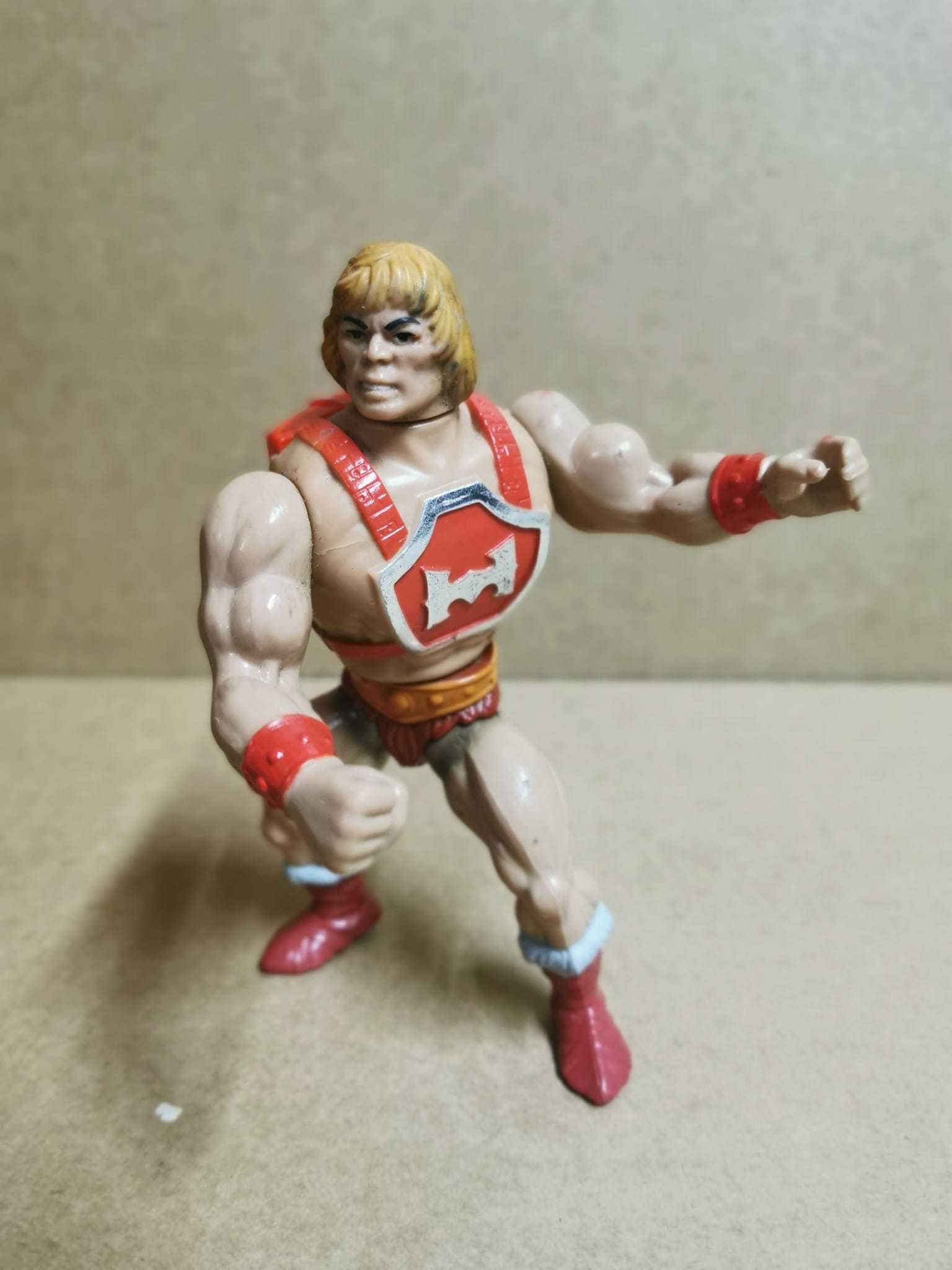 2 figuras He man thunder punch e Two bad