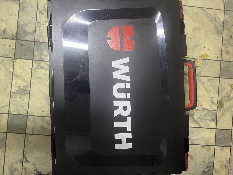 Wiertarka Wurth z odkurzaczem