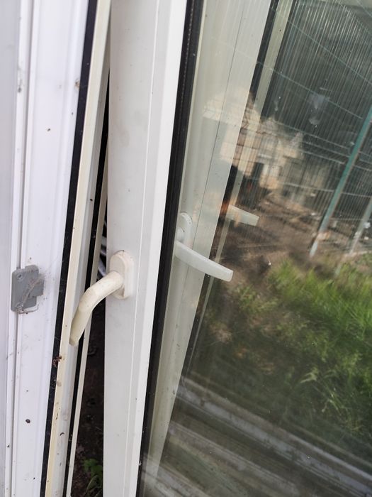 Okna dwuskrzydłowe po demontażu 176/143