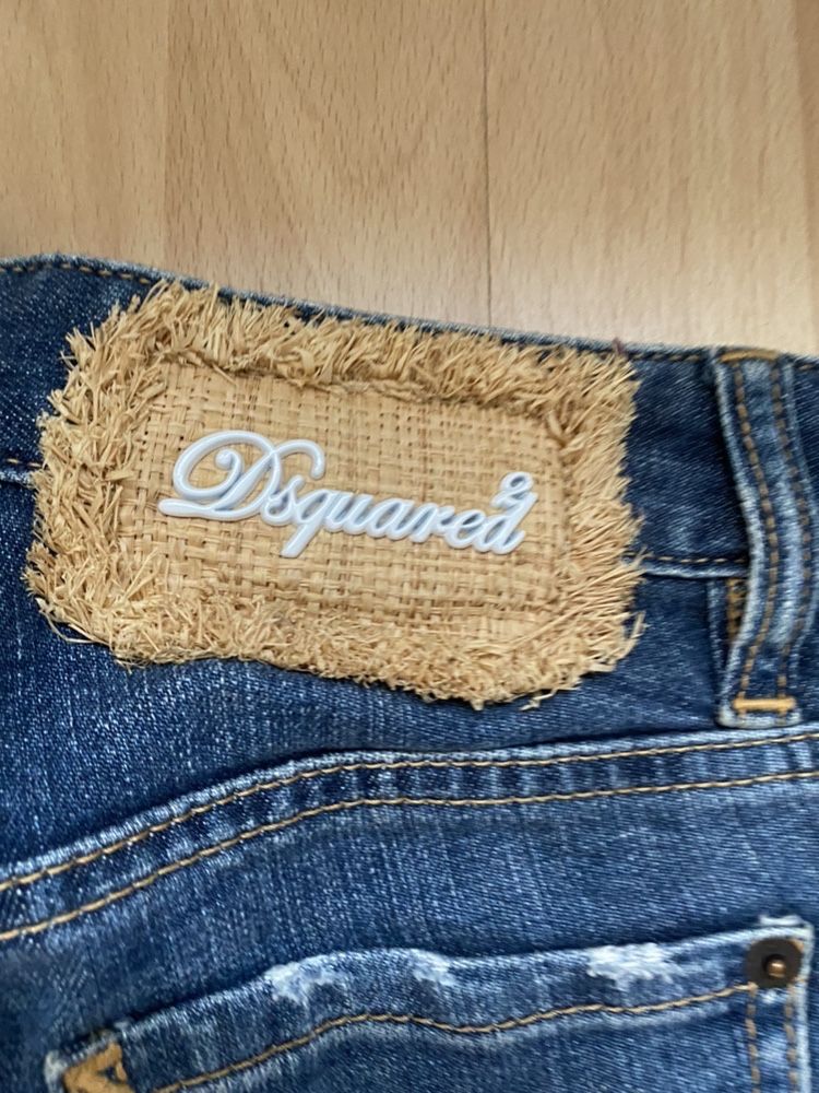 DSQUARED2 jeansy IT 38