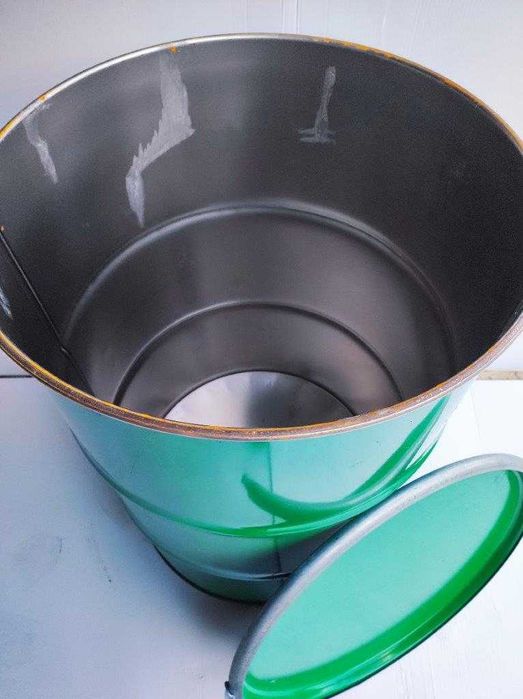 Beczka na paszę ziarno wędzarnię 200 210L |  WYSYŁKA KURIER OLX |