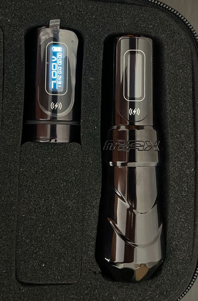 FK Irons Flux Max with 1x PowerBolt II - maquina de tatuagem