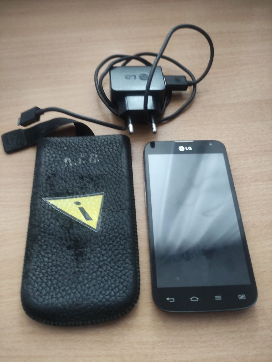 Телефон LG L 70  D 325