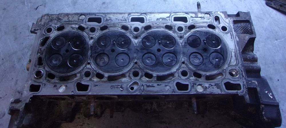 Głowica silnika RENAULT TRAGIC LAGUNA III 2.0 DCI