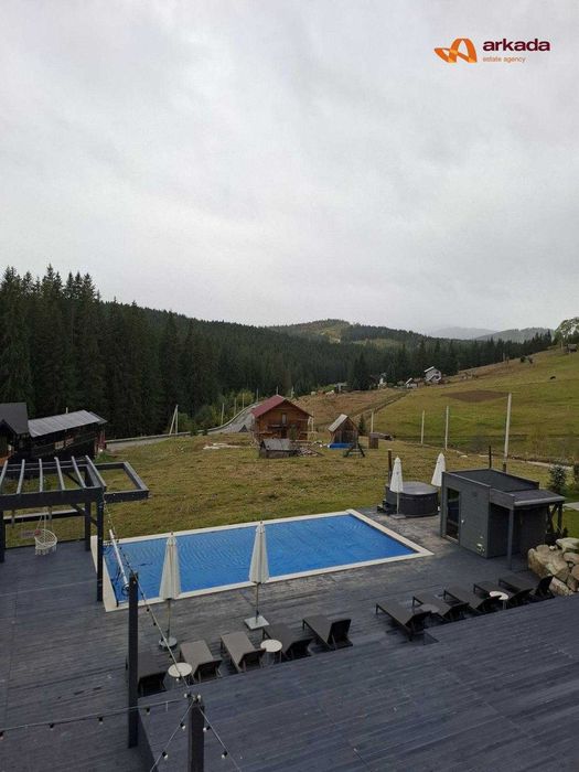 Продаж елітного котеджного комплексу у Карпатах!