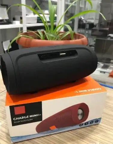 Хороша портативна бездротова bluetooth колонка Jbl mini